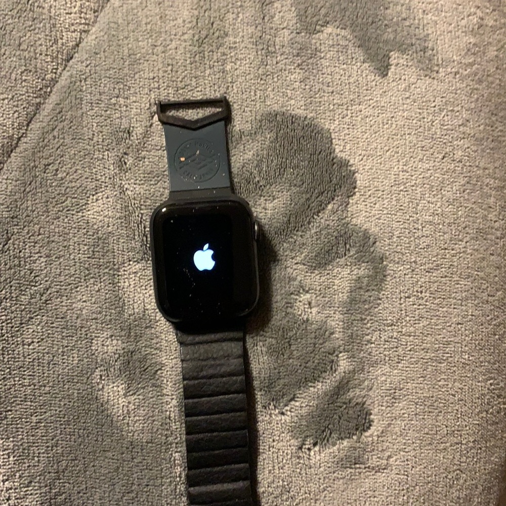 Apple series 6 watch 44m